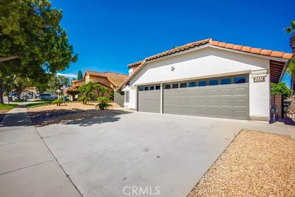 Corona, CA 92881,2136 Wembley LN