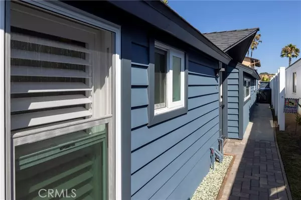 Newport Beach, CA 93663,250 62nd ST