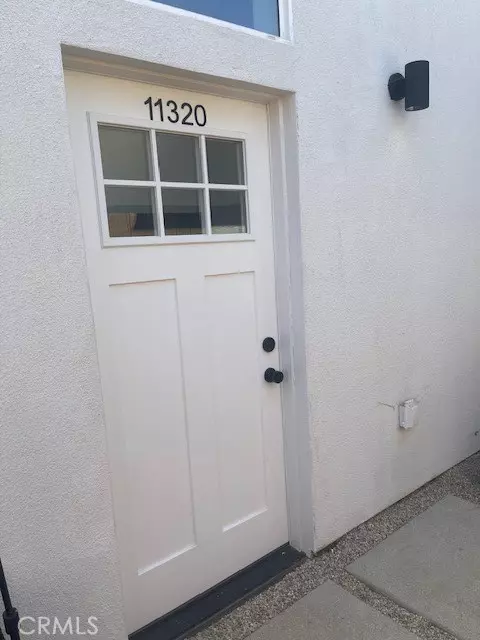 North Hollywood, CA 91406,11320 Bessemer