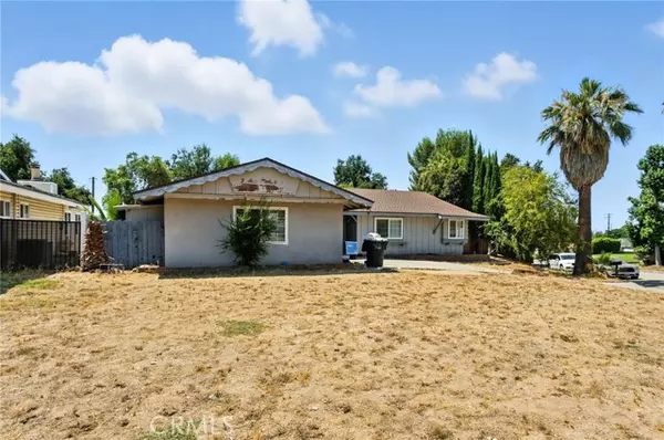 San Bernardino, CA 92404,5681 Dumbarton AVE