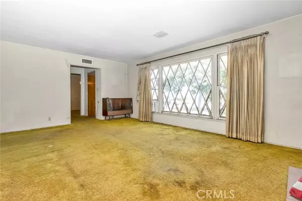 West Covina, CA 91791,2106 E Cortez ST