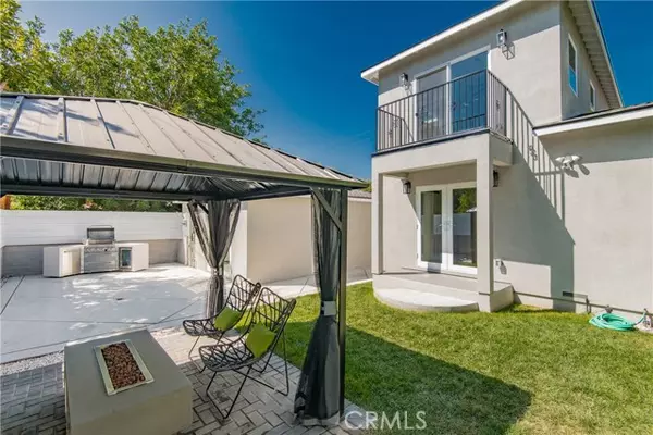 Burbank, CA 91506,340 N Mariposa ST