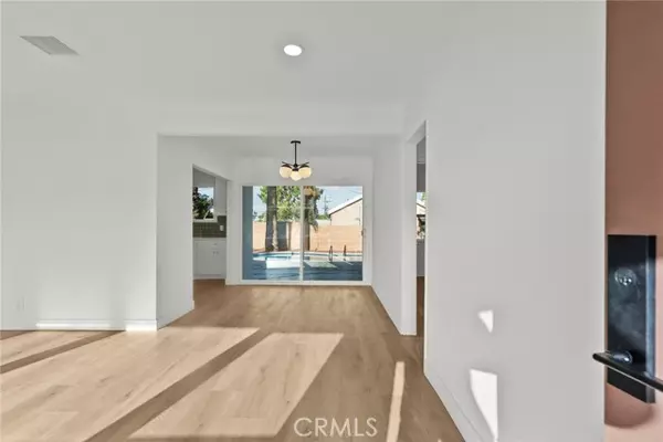 North Hollywood, CA 91605,7814 Ben AVE