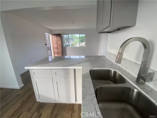 4712 Fisher ST, East Los Angeles, CA 90022