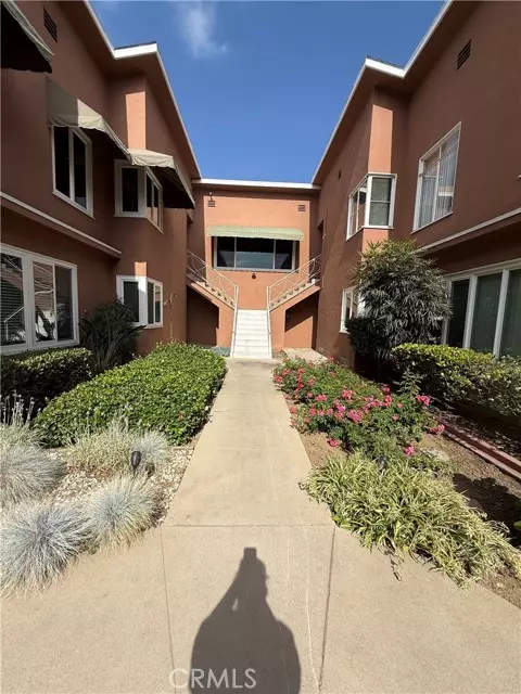 Long Beach, CA 90802,330 Chestnut AVE 11