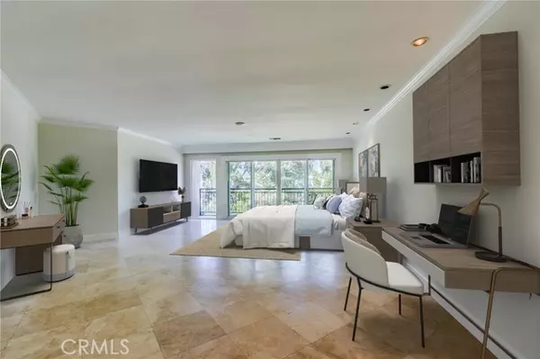 Newport Beach, CA 92660,1 Rue Biarritz