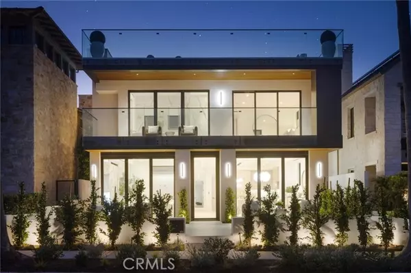 303 Goldenrod AVE, Corona Del Mar, CA 92625