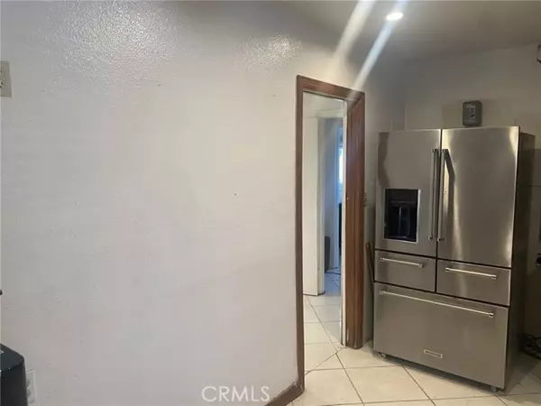 Santa Ana, CA 92703,622 S Townsend ST