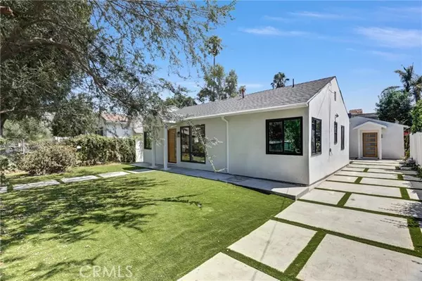 5222 Cedros AVE, Sherman Oaks, CA 91411