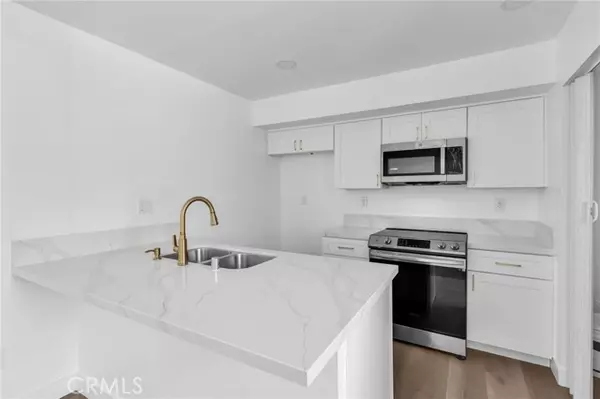 Highland, CA 92346,3531 Rainbow LN