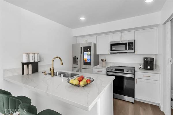 3531 Rainbow LN, Highland, CA 92346