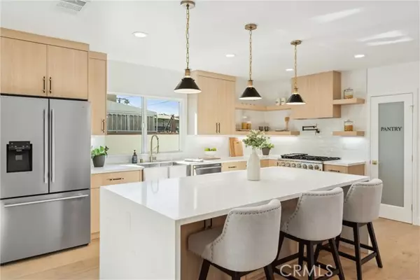 3945 S Norton AVE, Los Angeles, CA 90008