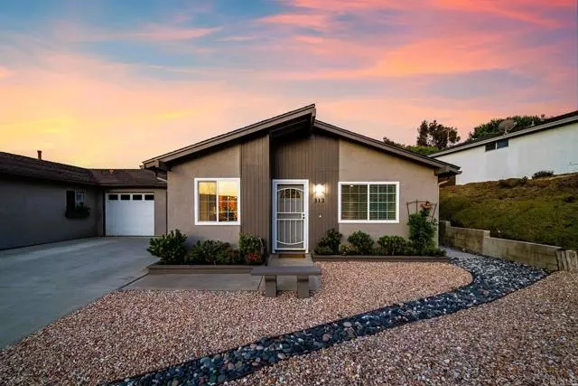 312 San Dimas AVE, Oceanside, CA 92057