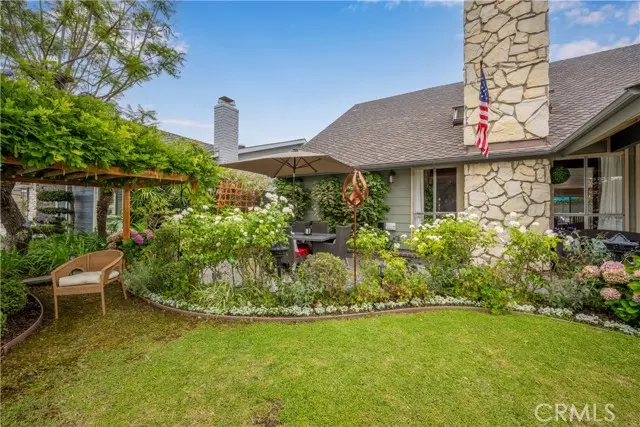 9327 Lexington ST, Cypress, CA 90630