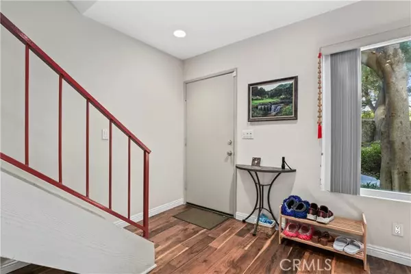 Thousand Oaks, CA 91362,152 Gazania CT 55
