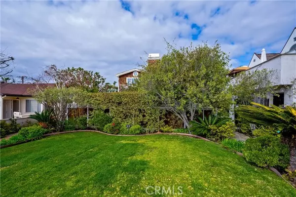 Laguna Beach, CA 92651,334 Locust ST 2