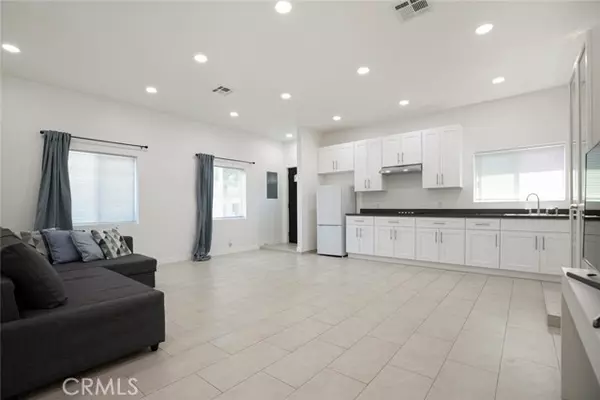 Porter Ranch, CA 91326,18243 Donmetz ST