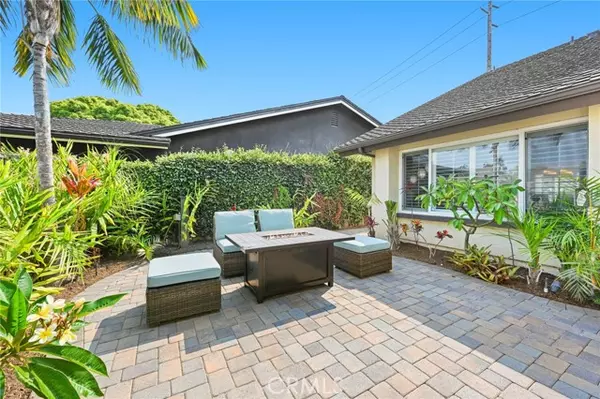 Huntington Beach, CA 92648,19702 Quiet Bay LN
