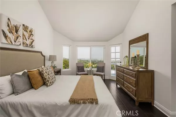 Anaheim Hills, CA 92807,580 S Londerry Ln