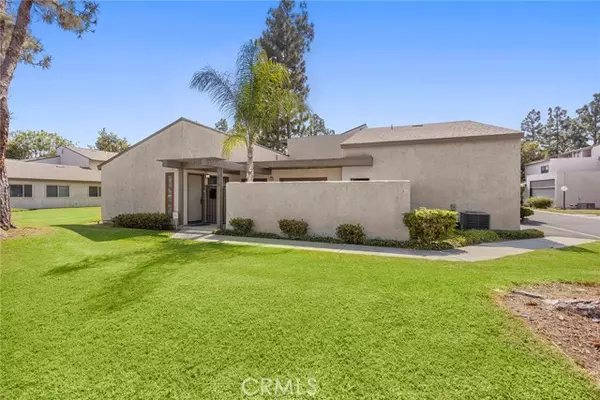 Anaheim, CA 92806,3010 E Via Siena