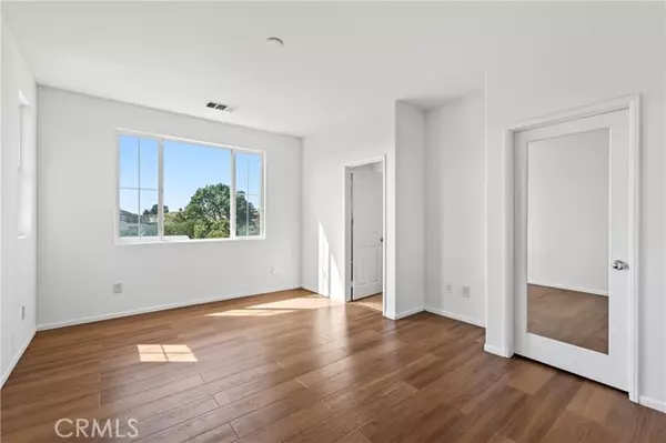 Carson, CA 90745,229 E 220th ST