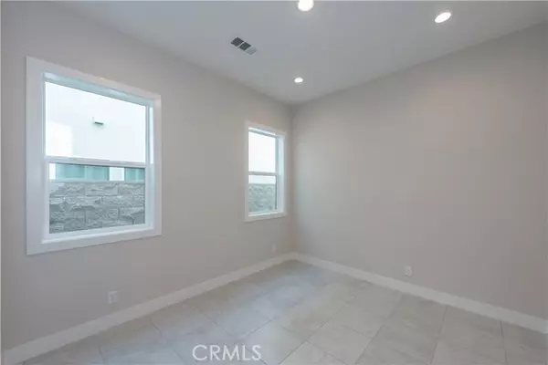 Lake Forest, CA 92630,181 Buckeye