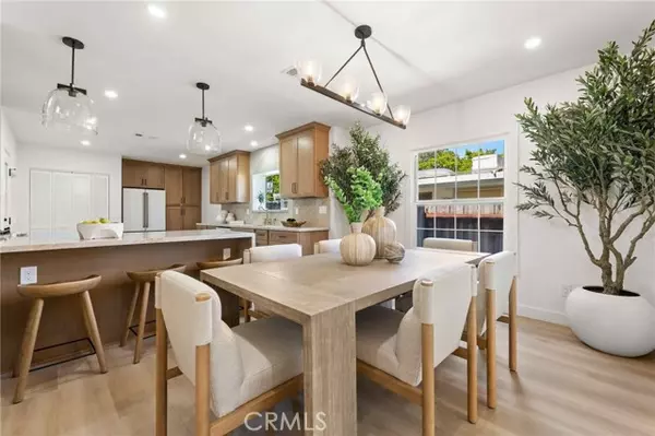 11333 Montana AVE, Los Angeles, CA 90049