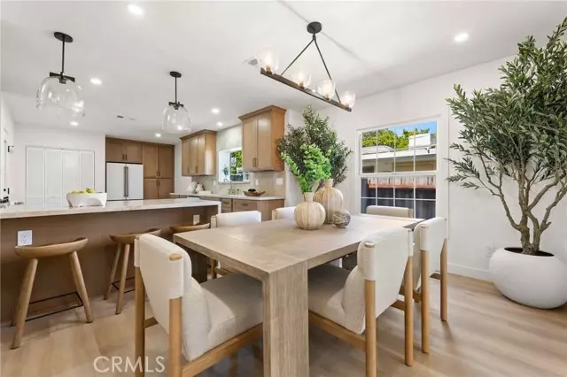 11333 Montana AVE, Los Angeles, CA 90049