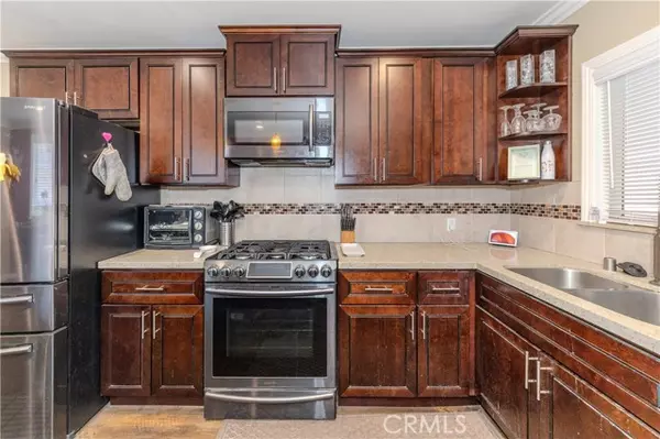 Pomona, CA 91766,585 E Franklin AVE