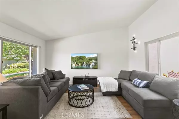 Huntington Beach, CA 92646,8777 Tulare DR 409B