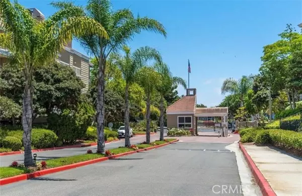 Huntington Beach, CA 92646,20301 Bluffside Circle D312