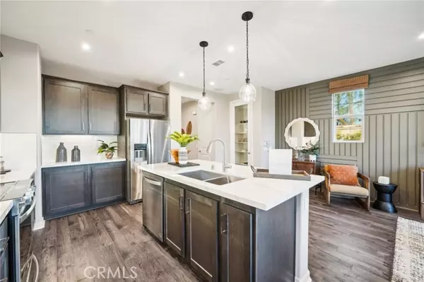 Fontana, CA 92336,16056 Esparza LN