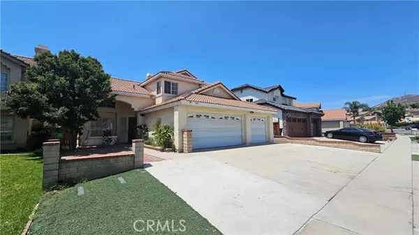 Corona, CA 92879,424 Roosevelt ST