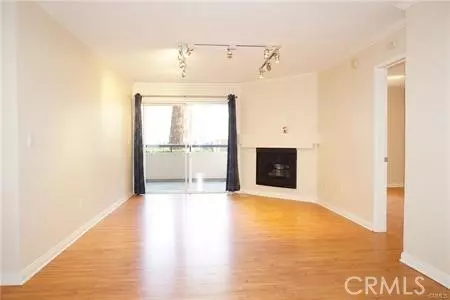 21400 Burbank BLD 112, Woodland Hills, CA 91367