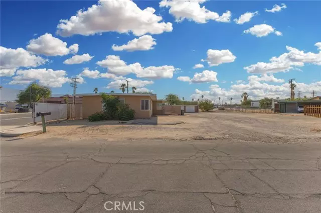 6462 Palo Verde AVE, Twentynine Palms, CA 92277