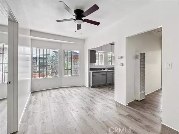 Los Angeles, CA 90037,825 W 40th Pl