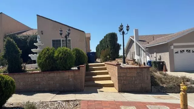 Sylmar, CA 91342,13642 Almetz