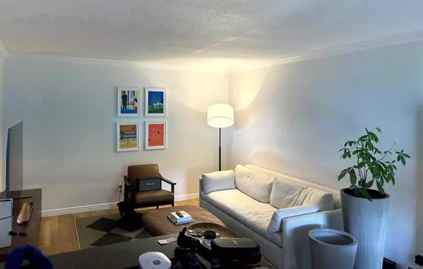 San Diego, CA 92109,911 Missouri ST 8