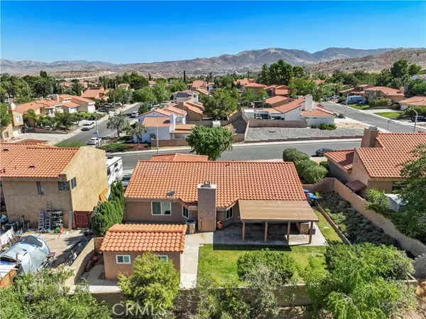 Palmdale, CA 93551,523 W Avenue Q10