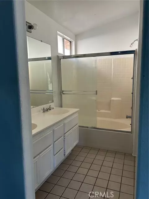 Corona, CA 92879,1395 Elgin WAY