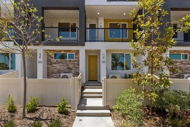 1665 W Broadway LN, Anaheim, CA 92801