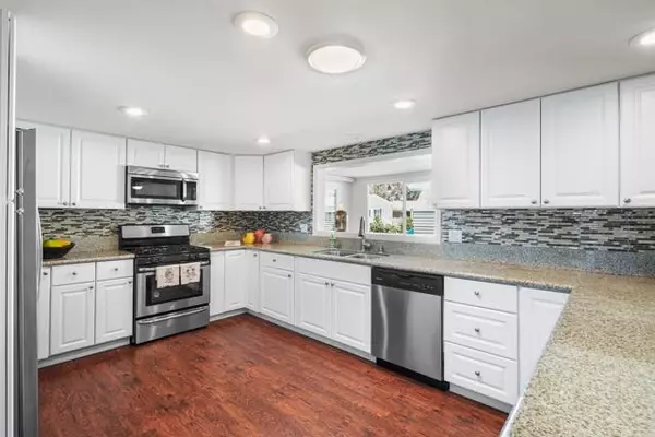 3439 Don Lorenzo DR, Carlsbad, CA 92010