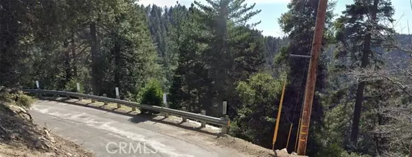 1170 Chateau DR,  Crestline,  CA 92325