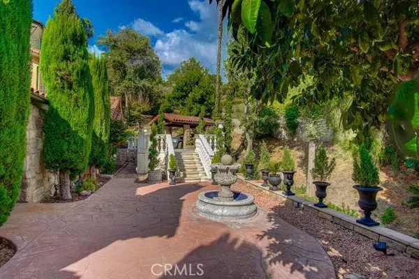 La Habra Heights, CA 90631,1360 El Terraza Dr