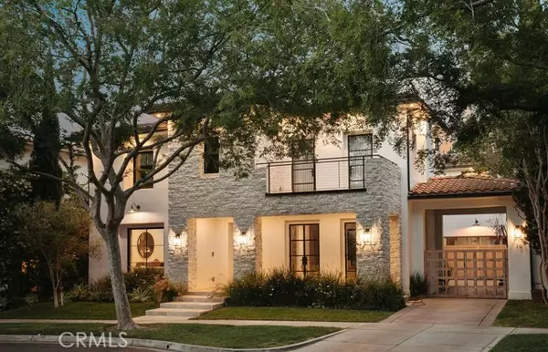 10 Seabluff, Newport Beach, CA 92660