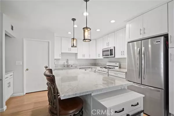 15218 Campus Park DR C, Moorpark, CA 93021
