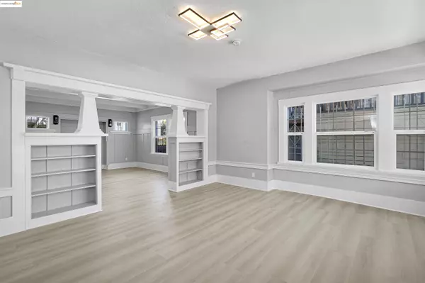 Oakland, CA 94606,2207 E 19th St