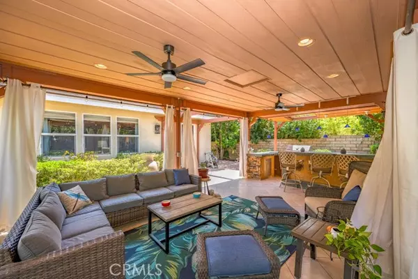 Castaic, CA 91384,30117 GALBRETH CT