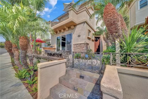 Huntington Beach, CA 92648,613 Frankfort AVE