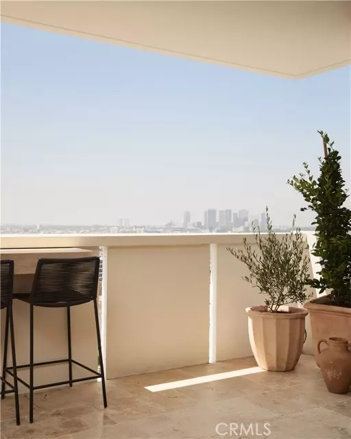 West Hollywood, CA 90069,8787 Shoreham DR 910
